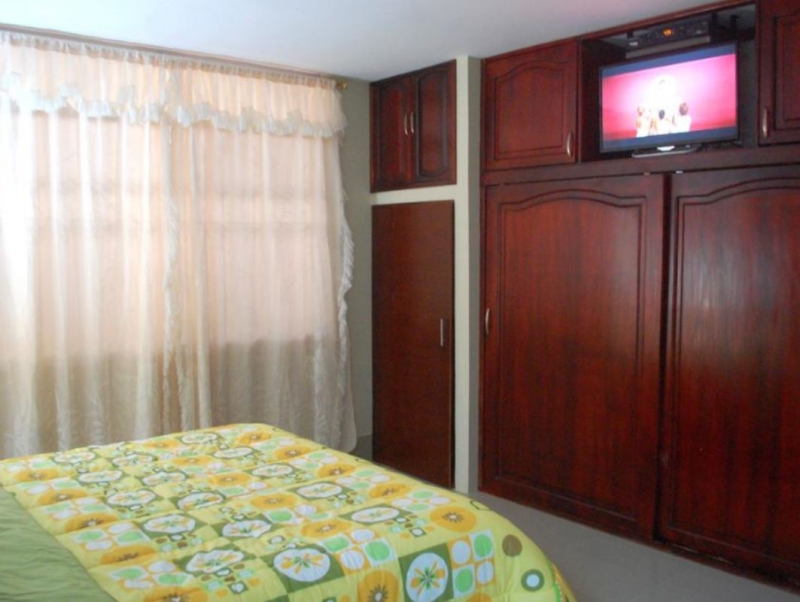 Hostal Sky